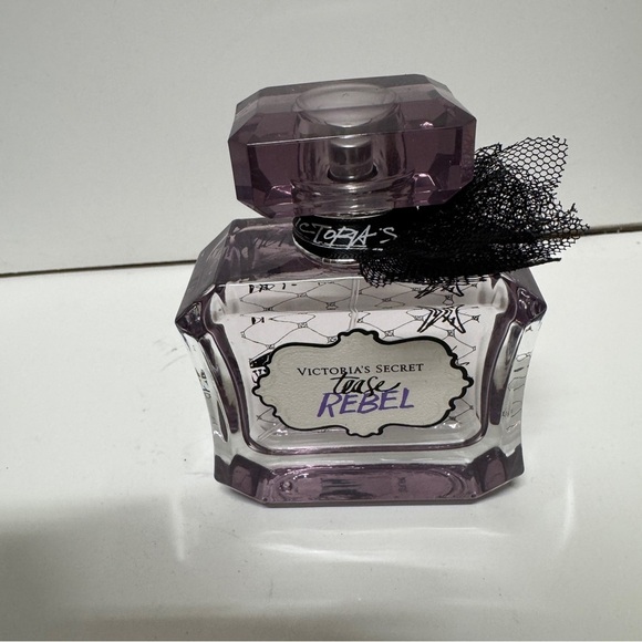 Victoria Secret Tease Rebel Eau De Parfum 1.7 OZ - Picture 1 of 3